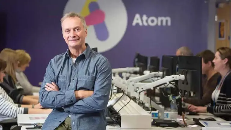 Anthony Thomson, co-founder of Metro Bank and Atom Bank, is launching a new venture aimed exclusively at the global super-rich.