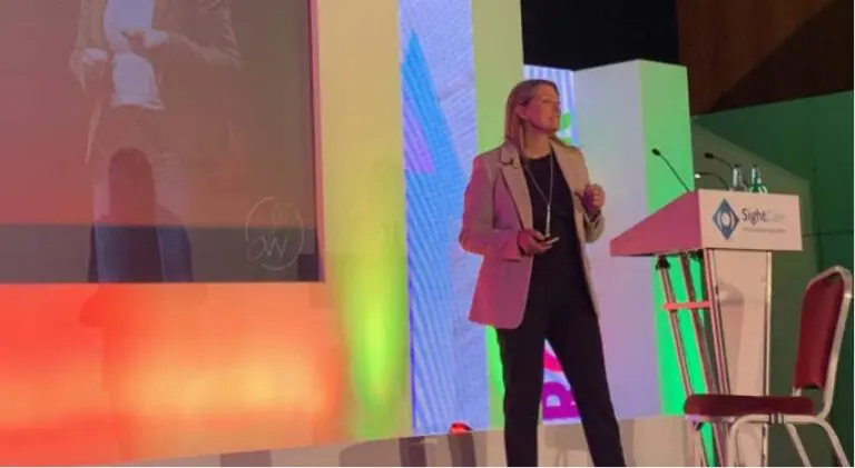 Award-winning sales consultant, TEDx speaker and former Dragons’ Den entrepreneur Jules White explains why visibility, resilience and a human-first approach are the keys to thriving in today’s competitive marketplace.