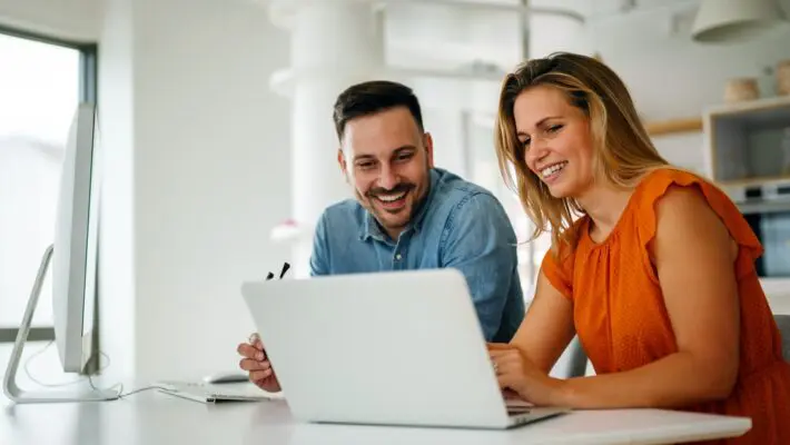Men in the UK are nearly one-and-a-half times more likely to receive a bonus than women, and when they do, their payouts are significantly higher, according to new research from HR data specialists Brightmine.
