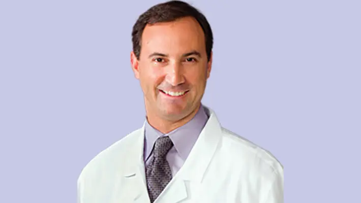 Dr Andrew Cannestra is a fellowship-trained neurosurgeon with a focus on spine surgery and spinal cord injury. Over the course of his career, he has built a reputation as both a skilled surgeon and a leader in advancing minimally invasive approaches to spinal care.