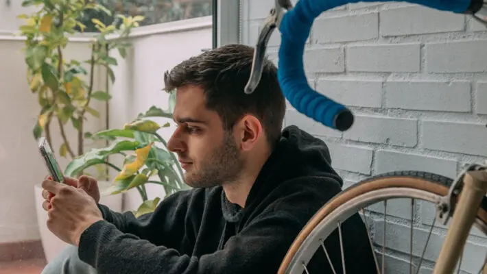 The number of young people not in education, employment or training has edged closer to one million, underlining mounting pressure on Britain’s fragile labour market and intensifying calls for targeted intervention from ministers.