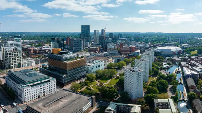 The Midlands has overtaken every other part of Britain outside the capital for foreign direct investment (FDI) employment, creating almost 6,000 jobs last year even as investment into the UK slumped to a ten-year low.
