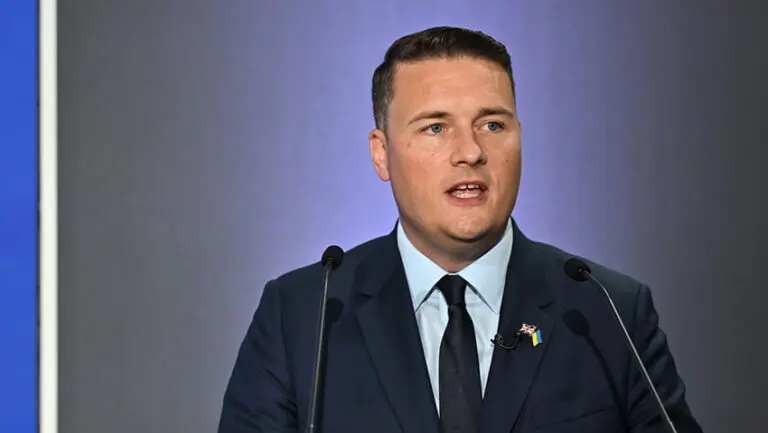 Wes Streeting says the Defence Investment Plan delivered £11.8bn of contracts in 10 days. What the £298bn programme means for UK SMEs and suppliers.