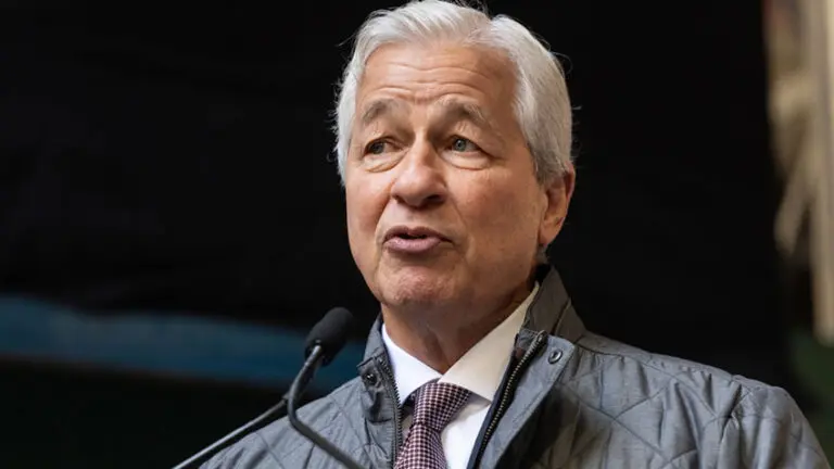 Jamie Dimon has handed Andy Burnham's day-old government both a vote of confidence and a warning shot. The JP Morgan chief executive says he wants London to remain the US bank's home "for a long period of time", but whether Britain stays attractive as a place to do business rests on the new prime minister and his chancellor reviving growth.