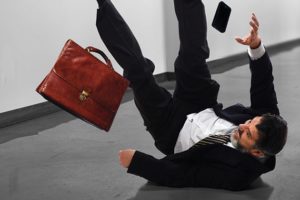 3 ways to reduce slip and fall accidents in the workplace 2