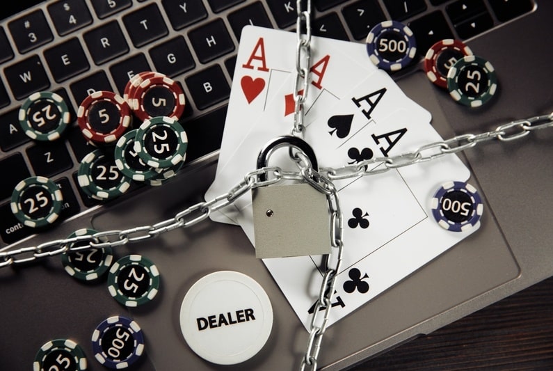 Tougher gambling rules push gamblers to illegal sites