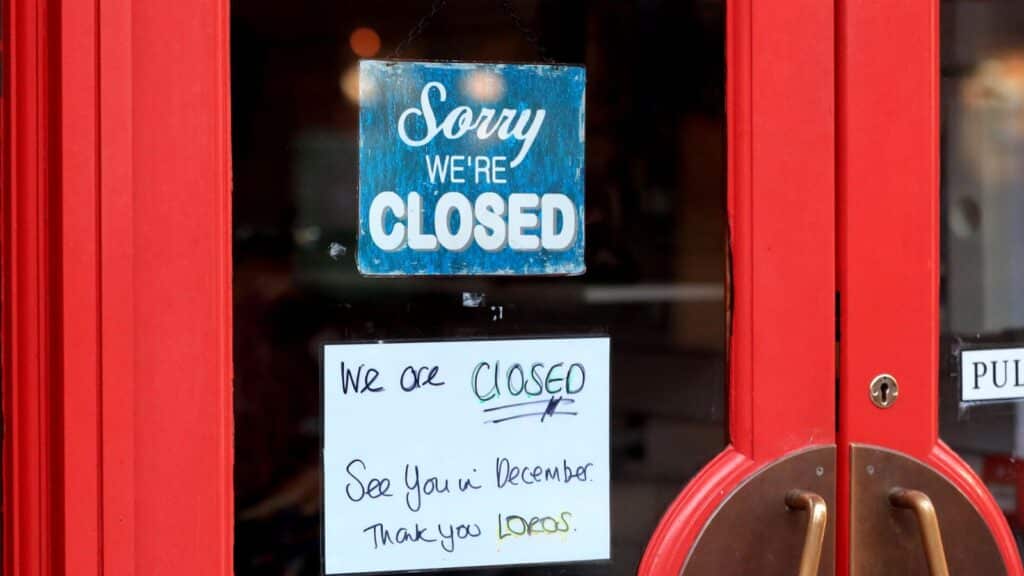 closed restaurant