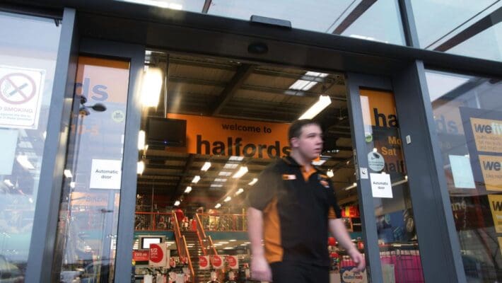 halfords bike refund policy