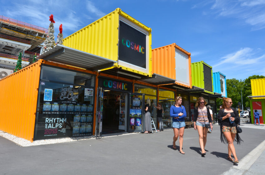 How Your Business Can Reuse Secondhand Shipping Containers