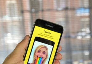 The company behind Snapchat is making about 1,300 staff redundant and cutting investment in projects such as augmented reality glasses, as the social media business fights an advertising downturn.