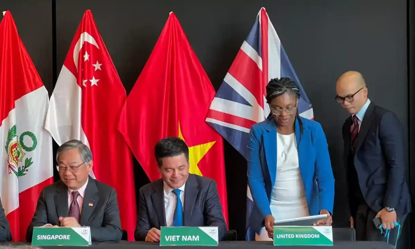 The business secretary, Kemi Badenoch, has signed off UK membership to a large Indo-Pacific trade bloc that the government argues will bring British businesses a step closer to selling to a market of 500 million people with fewer barriers.