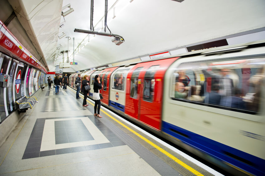 Strikes by London Underground staff that were due to take place next week have been called off, the RMT and Aslef union has announced.