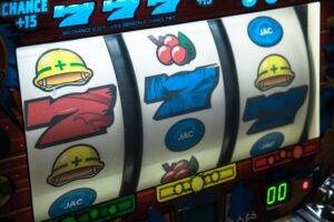 The development of a game for a slot machine is a large-scale creative and technical process, involving many people.