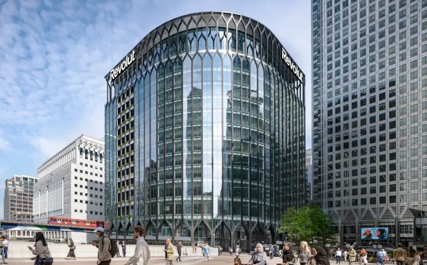 Revolut, the pioneering financial technology company, has signed a 10-year lease for office space in the heart of Canary Wharf, signifying a significant boost for the prestigious financial district.