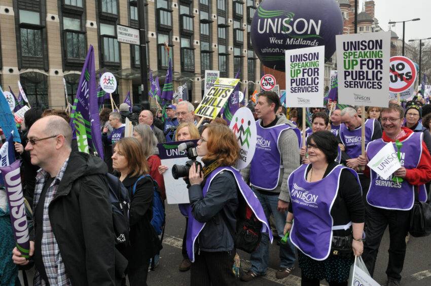 Unison pushes for four-day work week for NHS staff and police thumbnail
