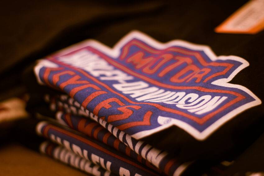 Harley-Davidson Demands Next Destroy ‘Copycat’ Logo T-Shirts thumbnail
