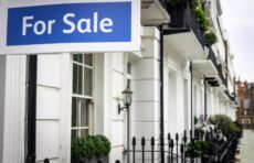 UK house prices experienced a modest rise in June, marking the second consecutive month of growth, according to high street lender Nationwide. However, economists caution that prices are likely to “flatline at best” over the summer due to the impact of increased mortgage rates.