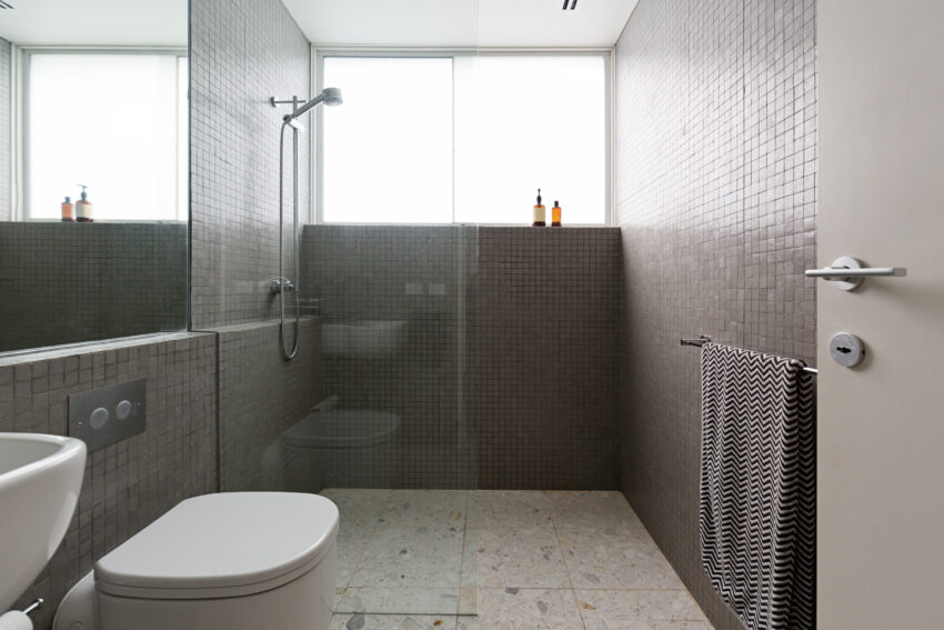 If you are looking for the best quality materials for your Wet Rooms, you will definitely like the accessories and equipment offered by Wet Rooms Design Ltd.