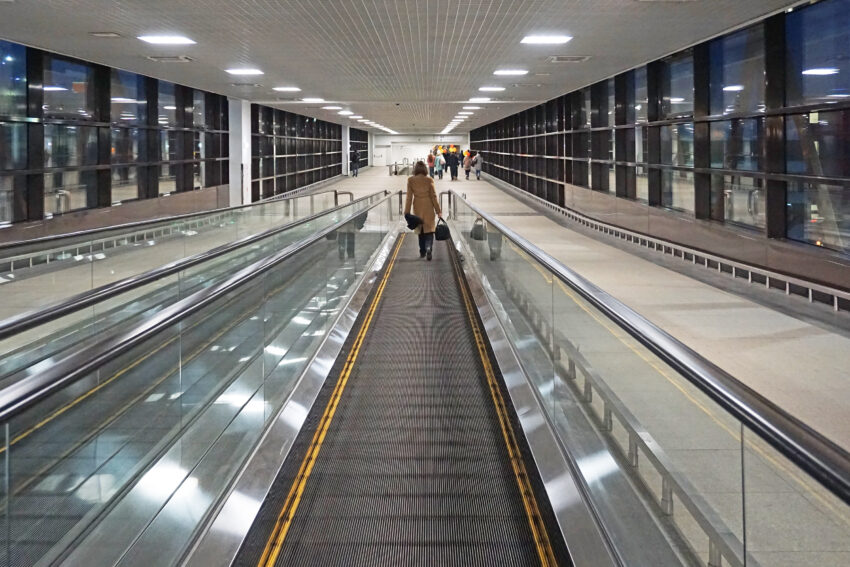 You've probably been on a travelator when visiting the airport and moving through terminals, or on a train station while moving from one platform to another.