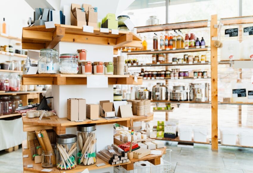 American Express launches a £100,000 grant programme as part of its Shop Small campaign, offering 10 small businesses £10,000 each to help with growth and innovation.