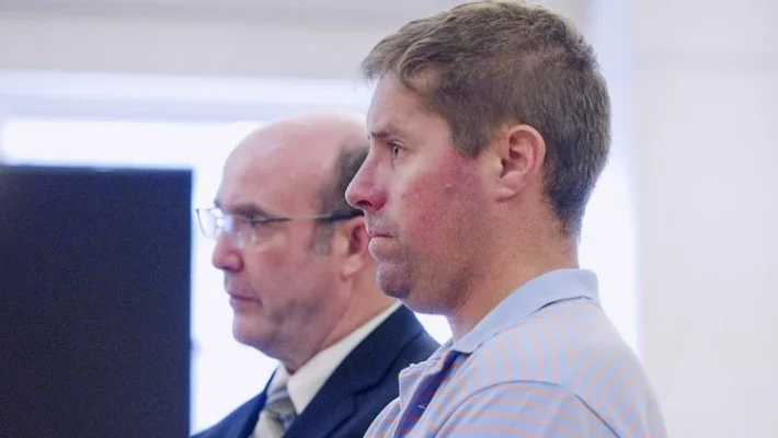 Patrick S. Fragel is a seasoned criminal defence lawyer based in Traverse City, Michigan. With more than 25 years of experience, he has become a respected voice in Michigan’s legal community.