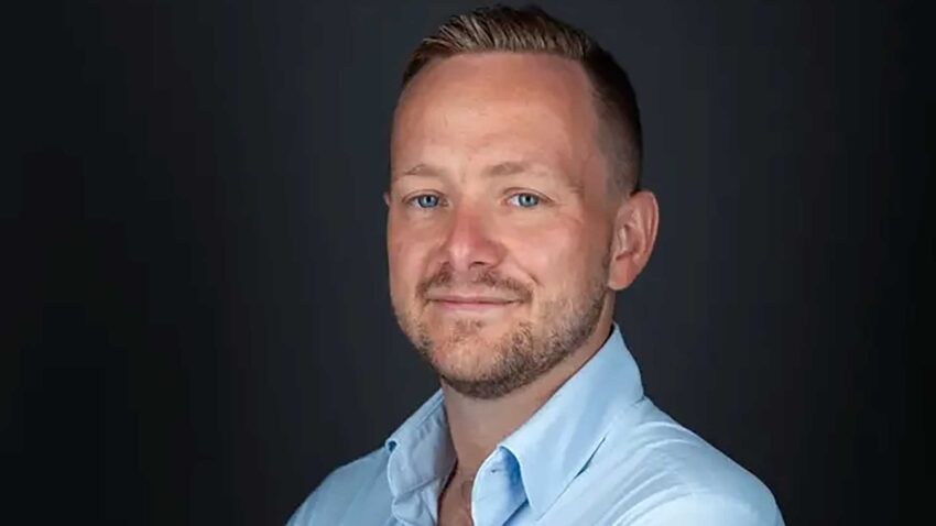 Josh Payne, the 32-year-old founder of British data centre start-up Nscale, is in line for performance-related share payments worth up to $350m (£260m) after the company floats in New York, according to its prospectus.