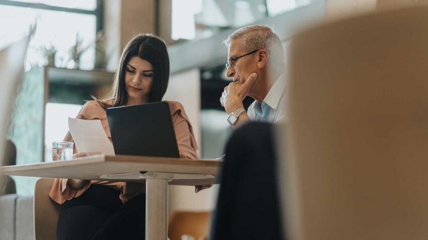 More customers usually means more conversations, but volume is only part of the problem. Support requests may need to move between departments, customer information may live in different systems, and managers need better visibility into response times and recurring issues.