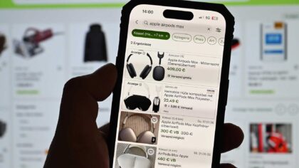 eBay offers 20 grants of £10,000 to young entrepreneurs and employers